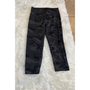 Zyia active Camo leggings size 6-8
